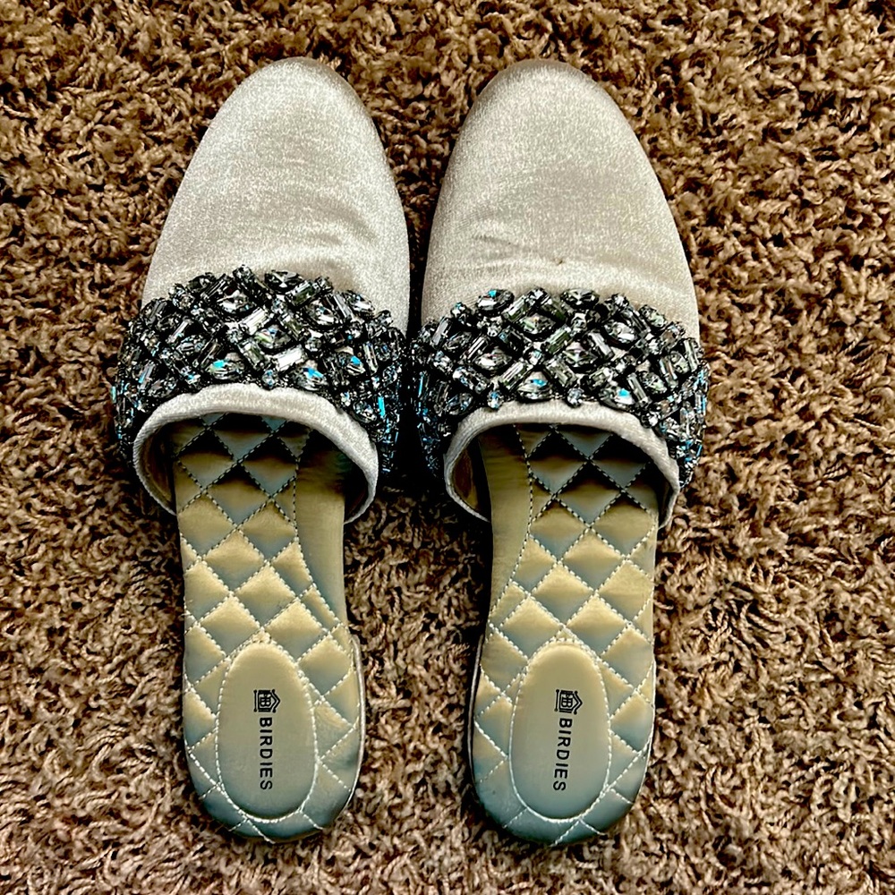 Birdies song bird size 8.5.